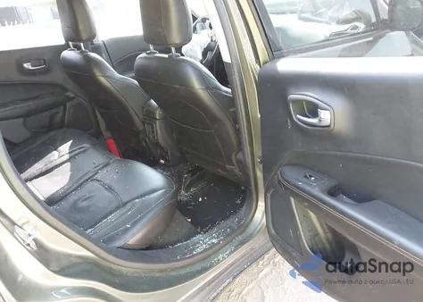 2018 Jeep Compass Limited 4X4 from USA, damaged, VIN 3C4NJDCB1JT354167